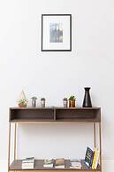 Beautifully Modernised New Town Home