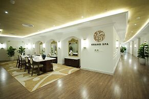 FLC Halong Bay Golf Club & Luxury Resort