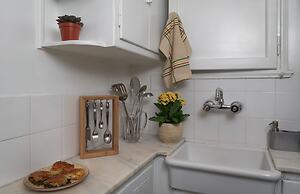 Cutie by Stylish Stays