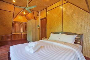 Unique Thai Style 4BR Pool Villa Nikkie