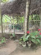 Dhanushka Guest House