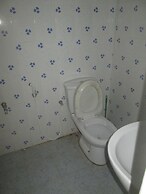 Dhanushka Guest House