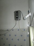 Dhanushka Guest House