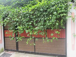 Dhanushka Guest House