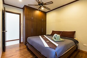 Thai Balinese 3BR Pool Villa Alex Rawai