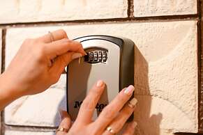 A Diamont of 140 m2 Apt