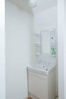 YUYU House - Imazado Anywhere Door