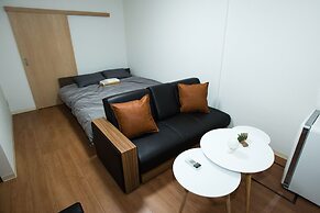 YUYU House - Imazado Anywhere Door