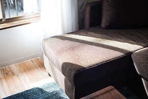 YUYU House - Imazado Anywhere Door