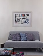 A Gift in the Heart of Monastiraki B