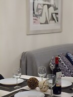 A Gift in the Heart of Monastiraki B