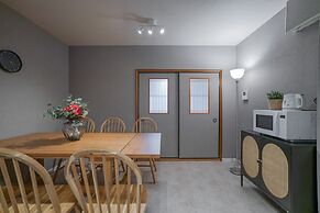 YUYU House - Kohama Mei