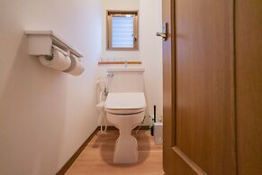 YUYU House - Kohama Mei