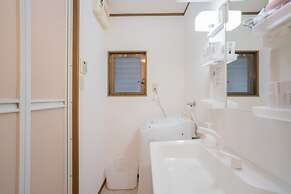 YUYU House - Kohama Mei