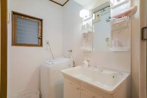 YUYU House - Kohama Mei