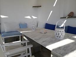 Nikoleta Kolympithres Paros