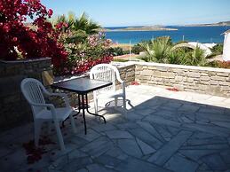 Nikoleta Kolympithres Paros