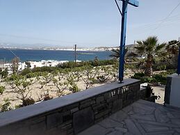 Nikoleta Kolympithres Paros