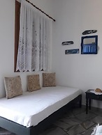 Nikoleta Kolympithres Paros