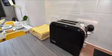 First - Slateford House Apartment