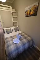 First - Slateford House Apartment