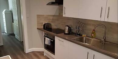 First - Slateford House Apartment