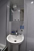 First - Slateford House Apartment