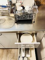 YUYU House - Yata Kaeru