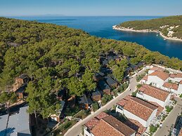 Gava Waterman Island Cottages