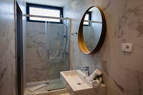 Gava Waterman Island Cottages