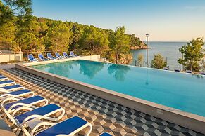 Gava Waterman Island Cottages