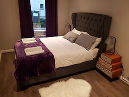 First St John's Hill Apartment 2