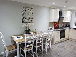 First St Johns Hill Apartment 3