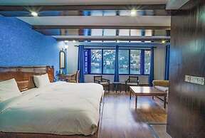 Manu Maharani Regency