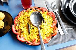 Manu Maharani Regency