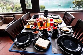 Manu Maharani Regency