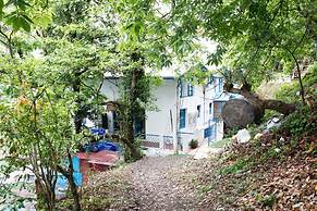 Manu Maharani Regency