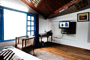 Manu Maharani Regency