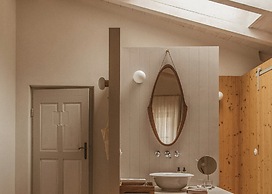 1477 Reichhalter Eat & Sleep