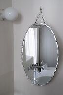 1477 Reichhalter Eat & Sleep