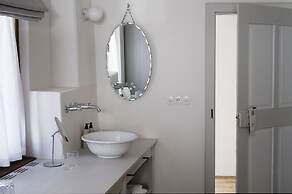 1477 Reichhalter Eat & Sleep