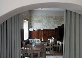 1477 Reichhalter Eat & Sleep