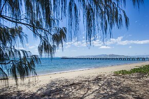 Picnic Bay Apartments Unit 1