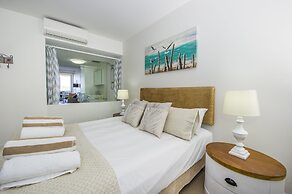 1 Bright Point Apartment 2203