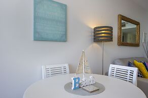 1 Bright Point Apartment 2203