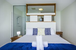 1 Bright Point Apartment 4303