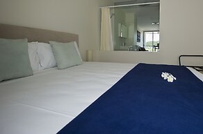 1 Bright Point Apartment 1402