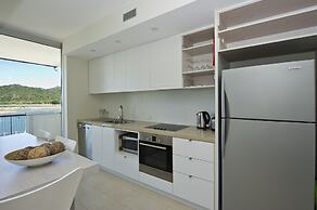 1 Bright Point Apartment 1402