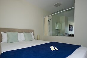 1 Bright Point Apartment 1402