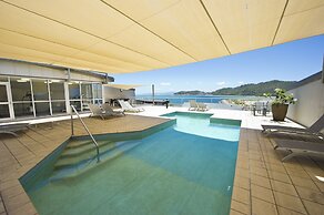 1 Bright Point Apartment 1402